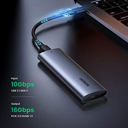 Nosilec UGREEN CM400 (10902) za SSD M.2 NVMe, siv