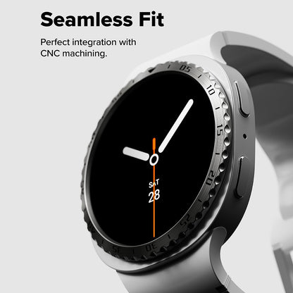 Okvir za zaščito Ringke Inner Styling za Samsung Galaxy Watch8 Classic, črn