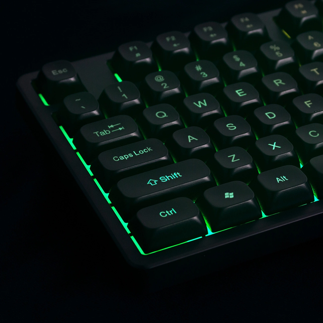 Gaming žična USB tipkovnica WZK WKG-200, RGB, 1,5 m, črna