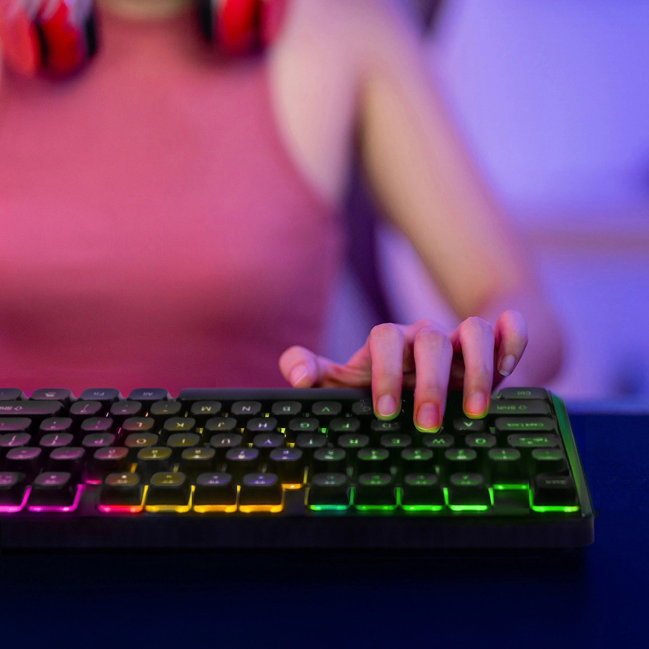 Gaming žična USB tipkovnica WZK WKG-200, RGB, 1,5 m, črna