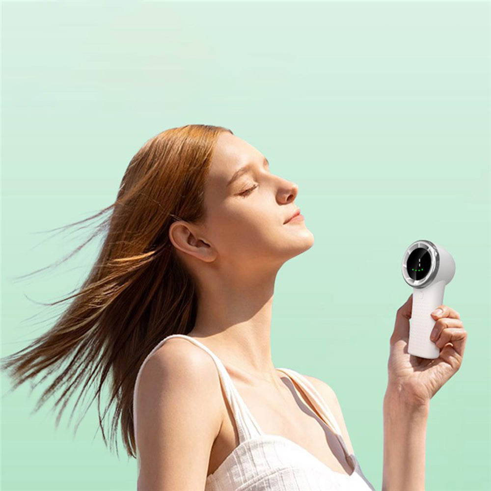 Prenosni ventilator Techsuit A8, črn